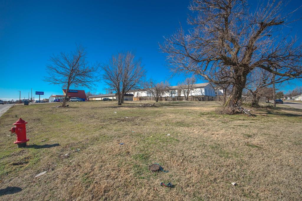 8315 N Western Avenue