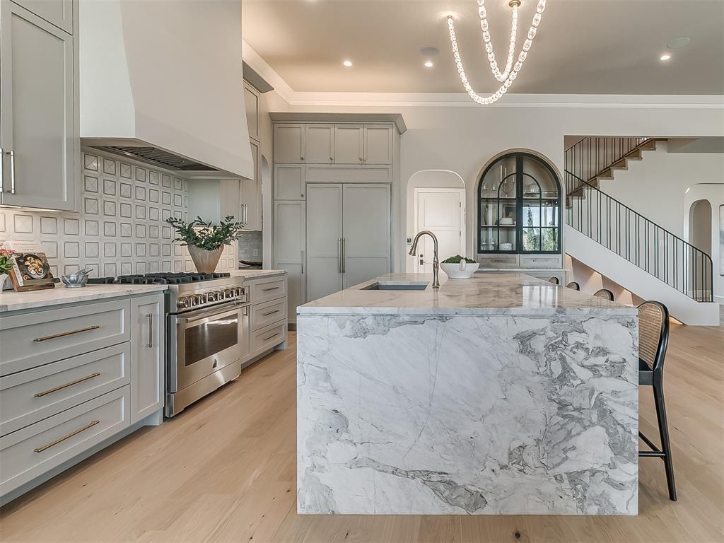 6201 NW 150th Terrace