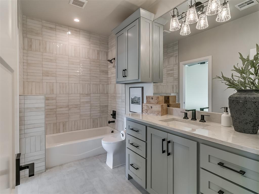 6201 NW 150th Terrace