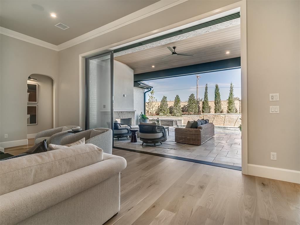 6201 NW 150th Terrace