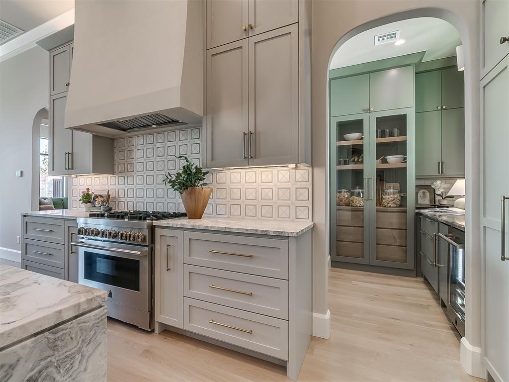 6201 NW 150th Terrace