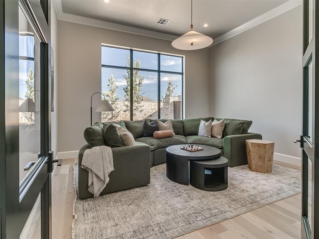 6201 NW 150th Terrace