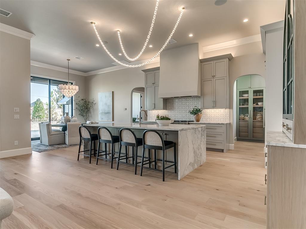 6201 NW 150th Terrace