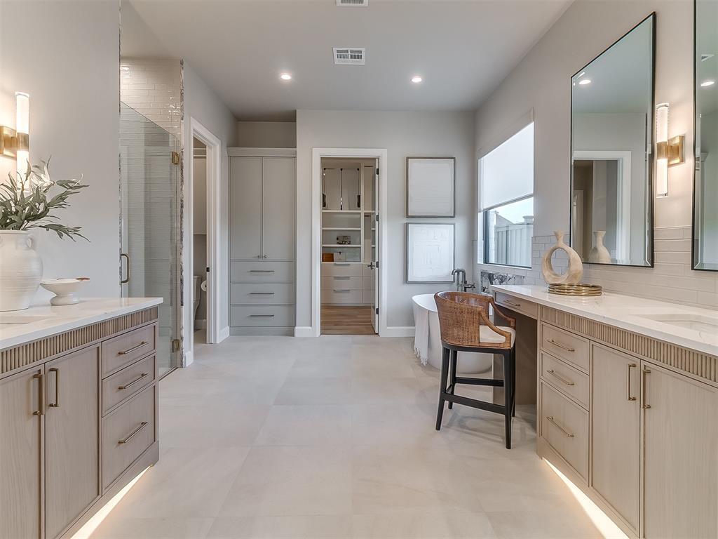 6201 NW 150th Terrace