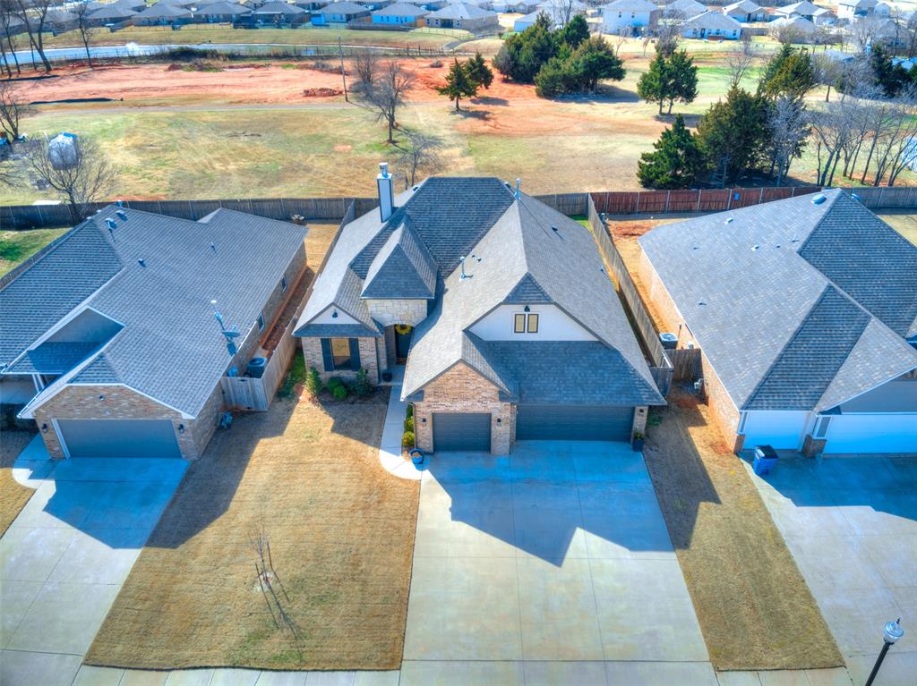 1732 W Zachary Way