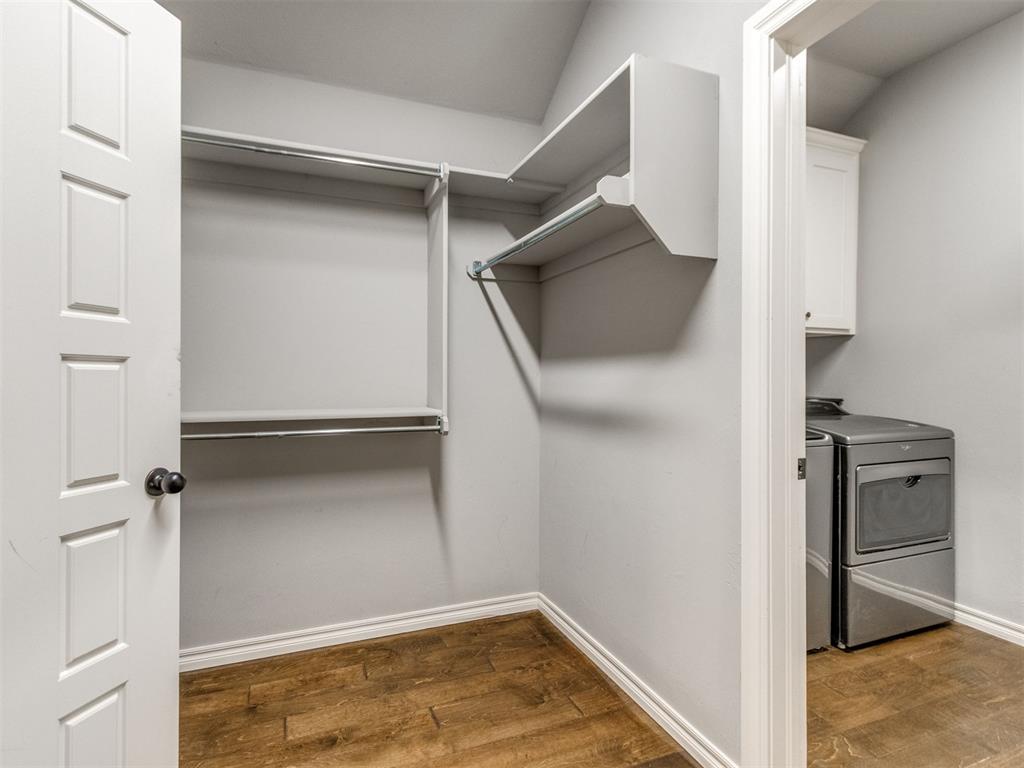 305 Golden Leaf Court