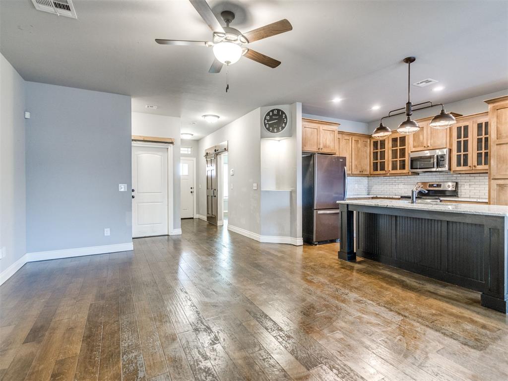 305 Golden Leaf Court