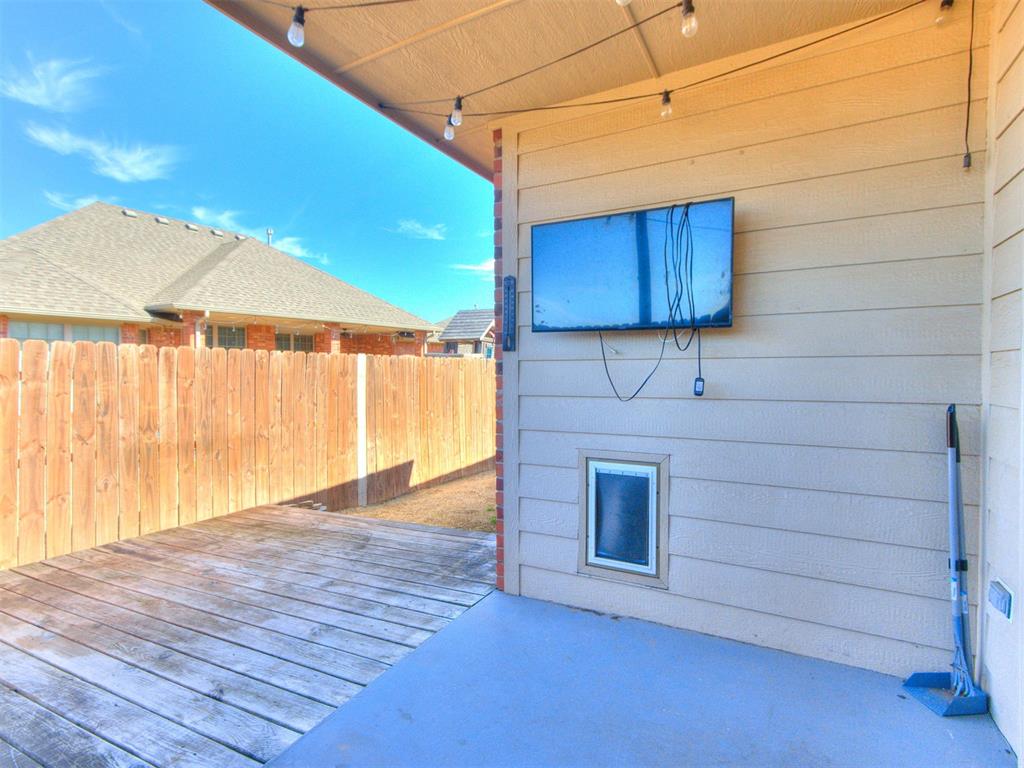 305 Golden Leaf Court