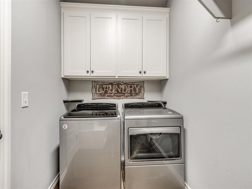 305 Golden Leaf Court