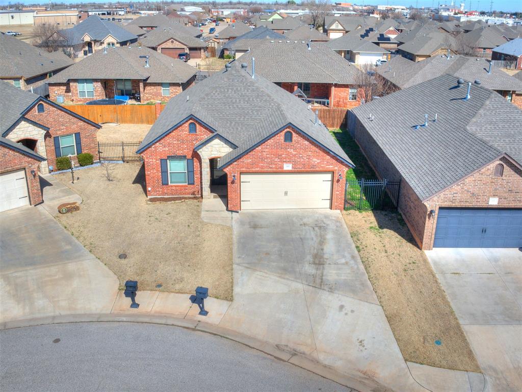 305 Golden Leaf Court