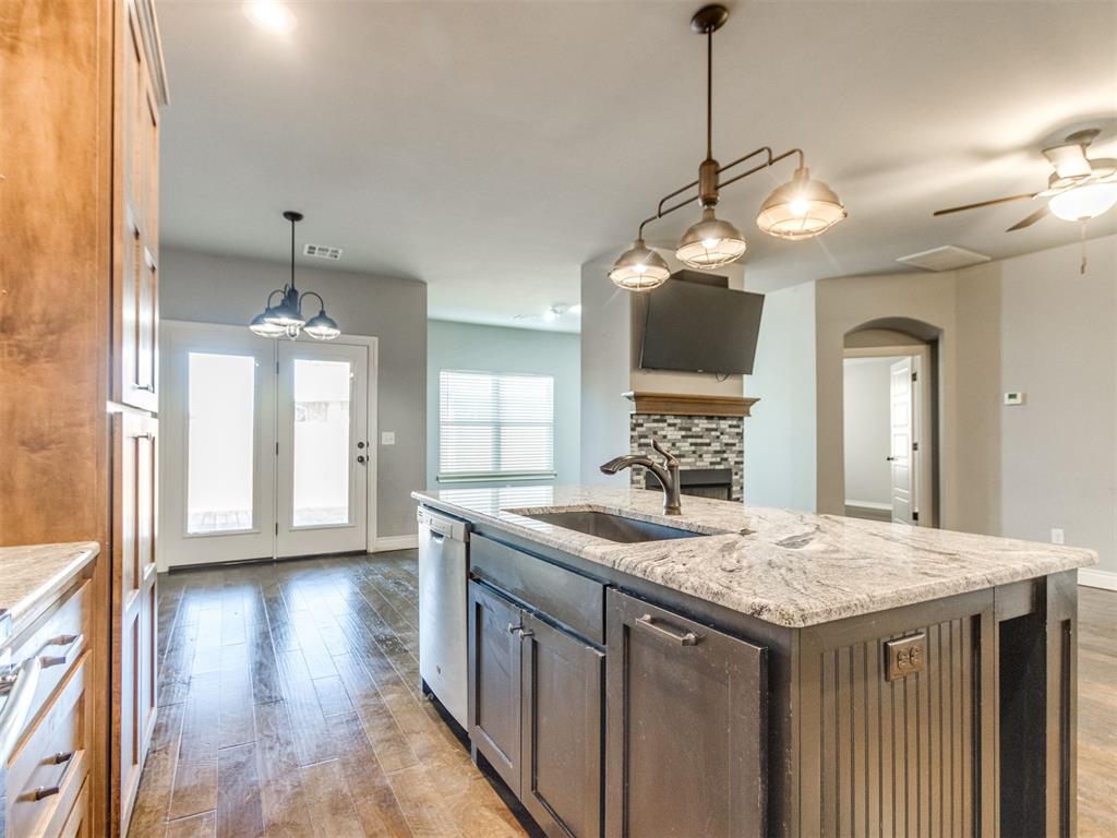 305 Golden Leaf Court