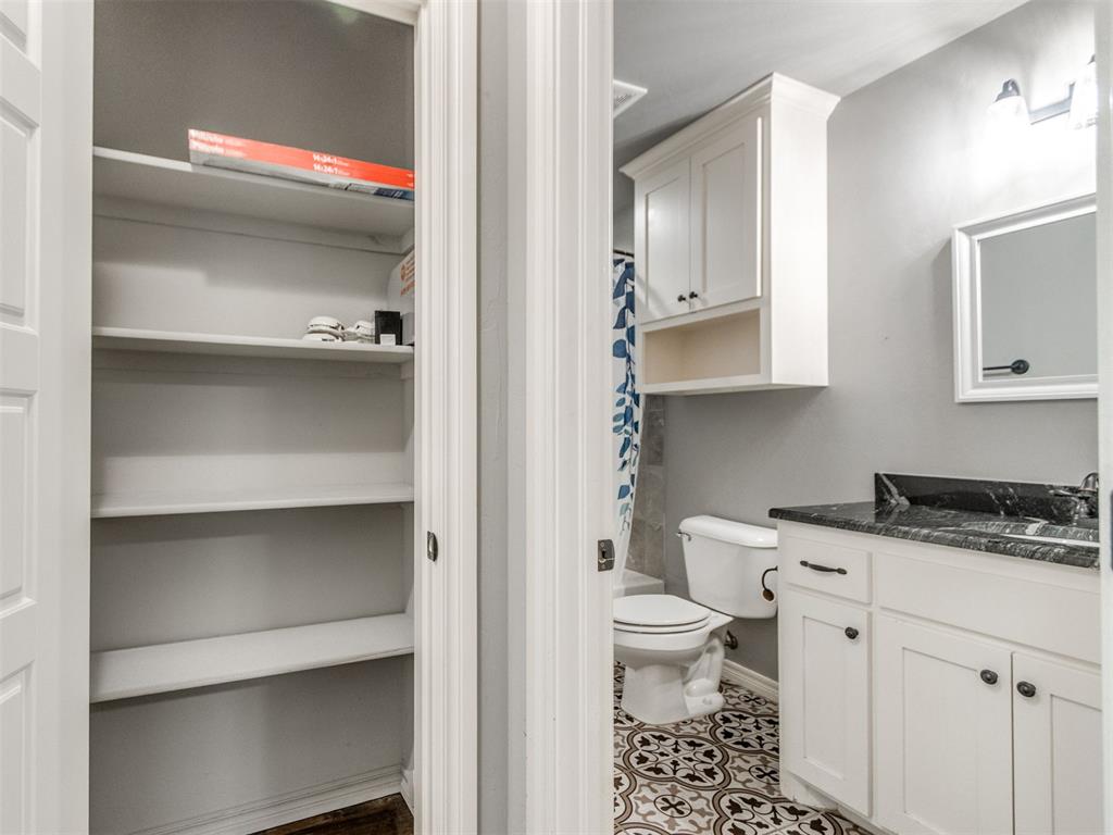 305 Golden Leaf Court