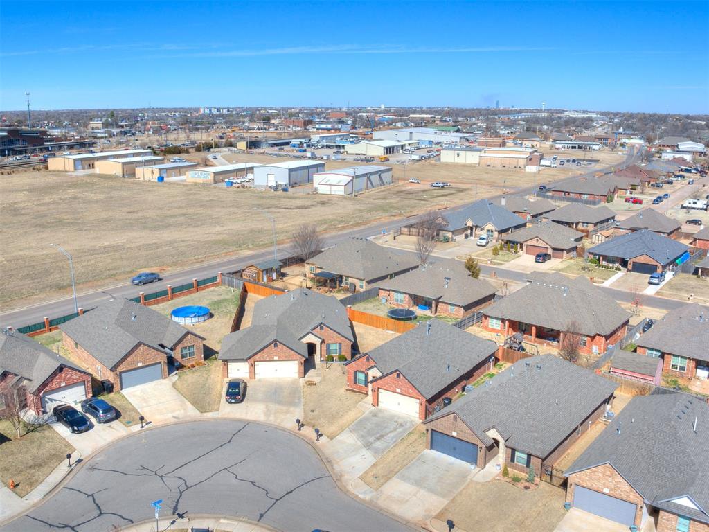 305 Golden Leaf Court