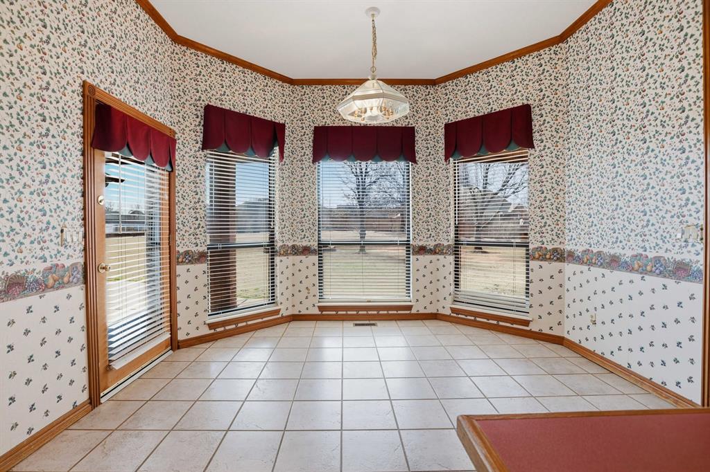 1414 E Twin Brook Terrace