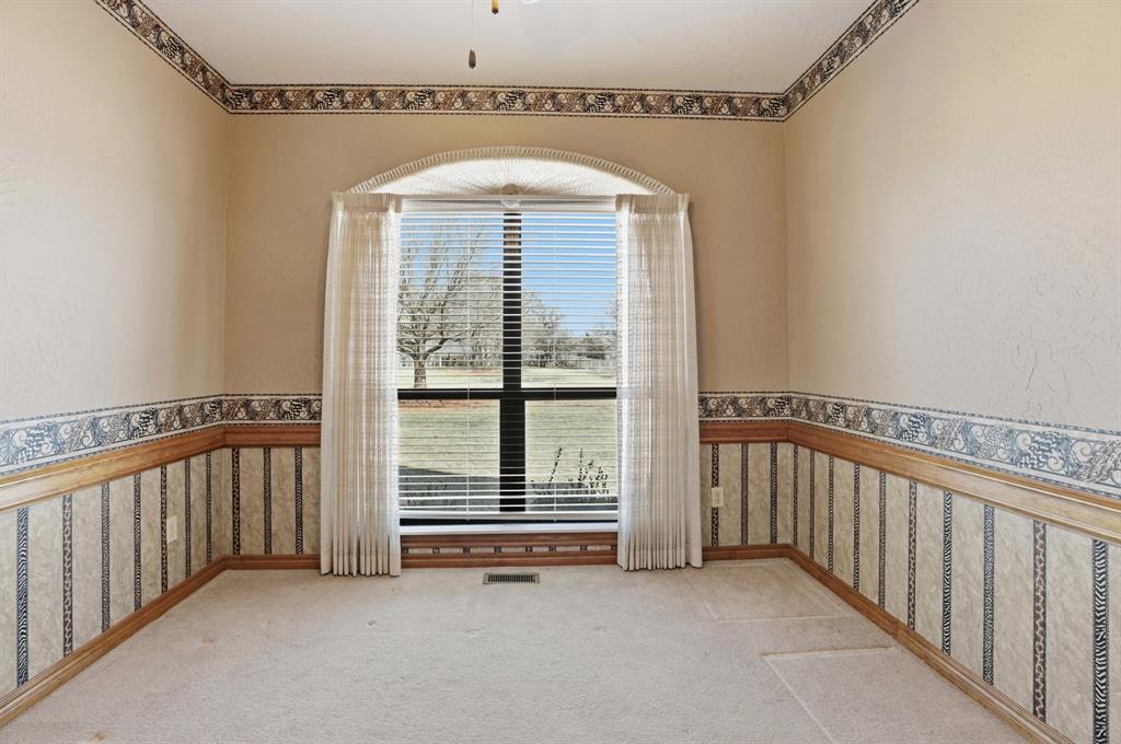 1414 E Twin Brook Terrace