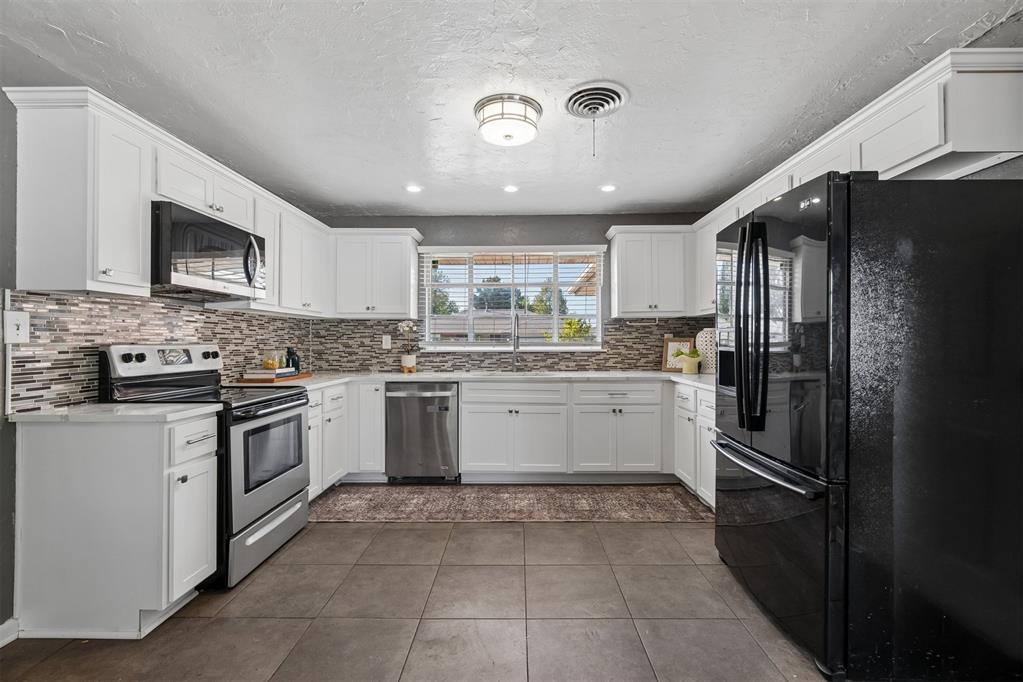 3717 NW 58th Terrace