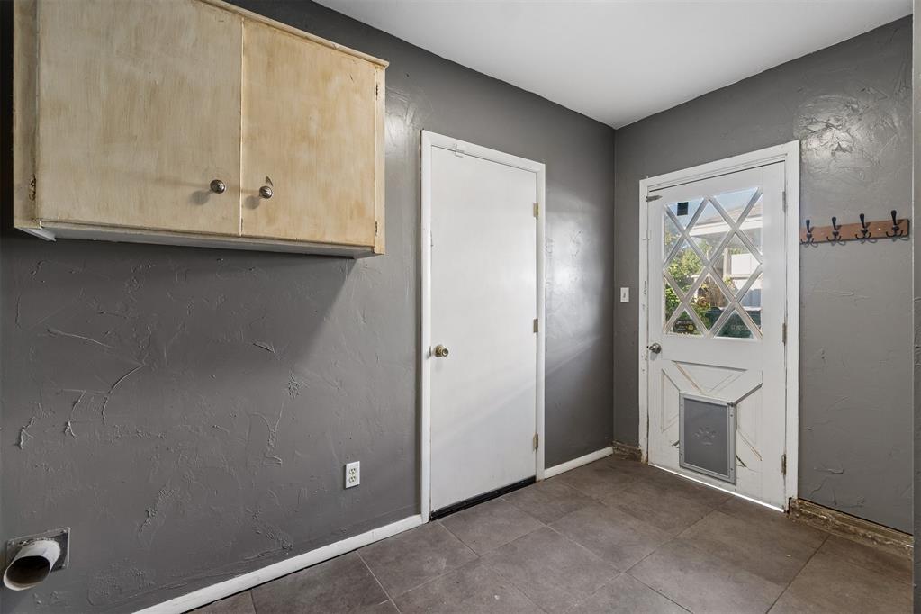 3717 NW 58th Terrace