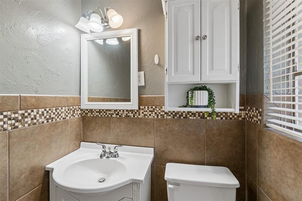 3717 NW 58th Terrace