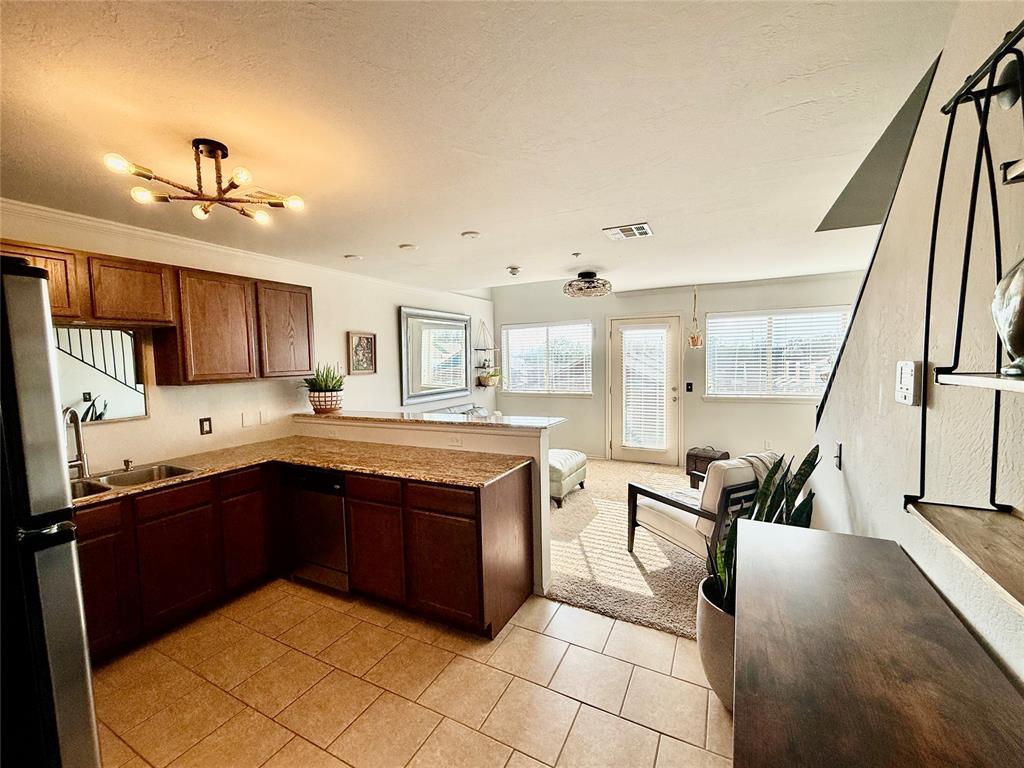 1330 SE 24th Avenue Unit: 2306