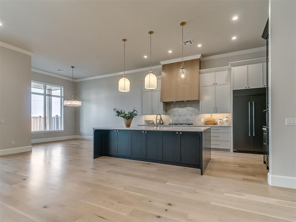 6305 NW 150th Terrace