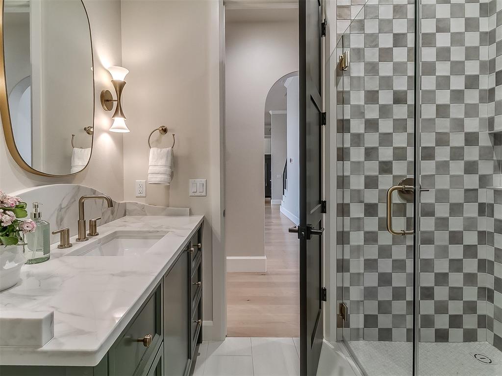 6305 NW 150th Terrace