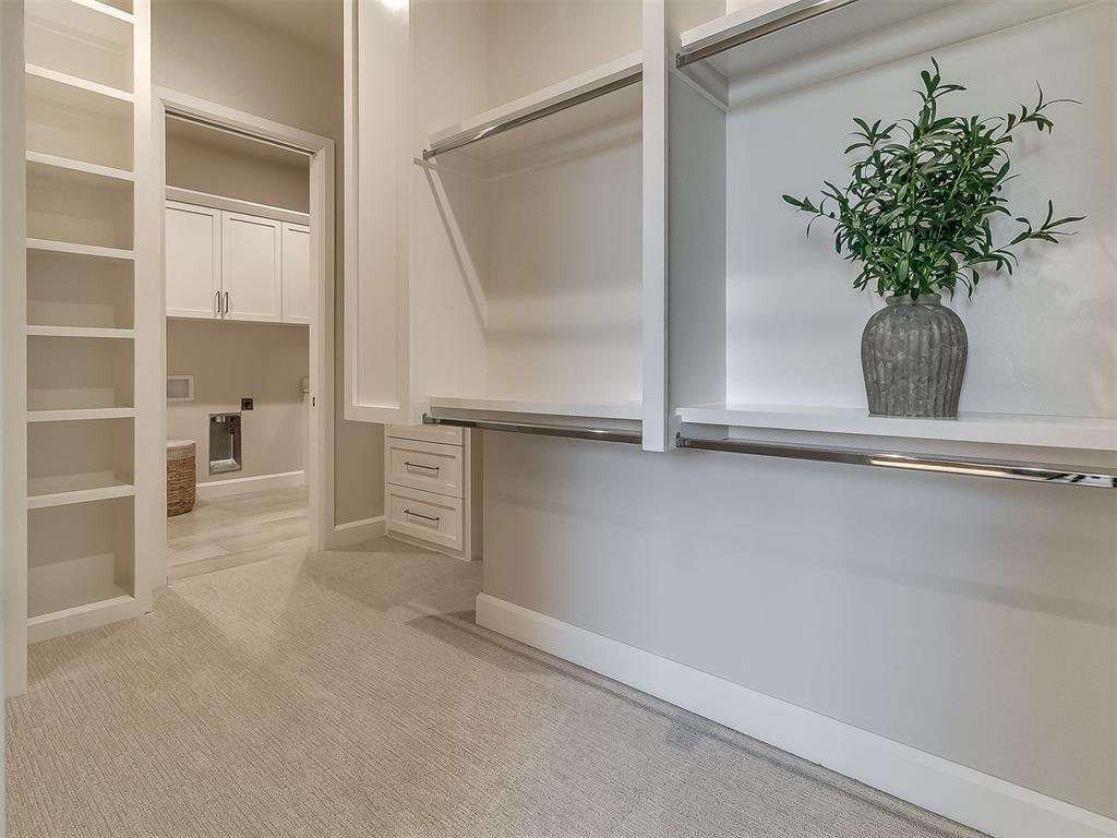 6305 NW 150th Terrace