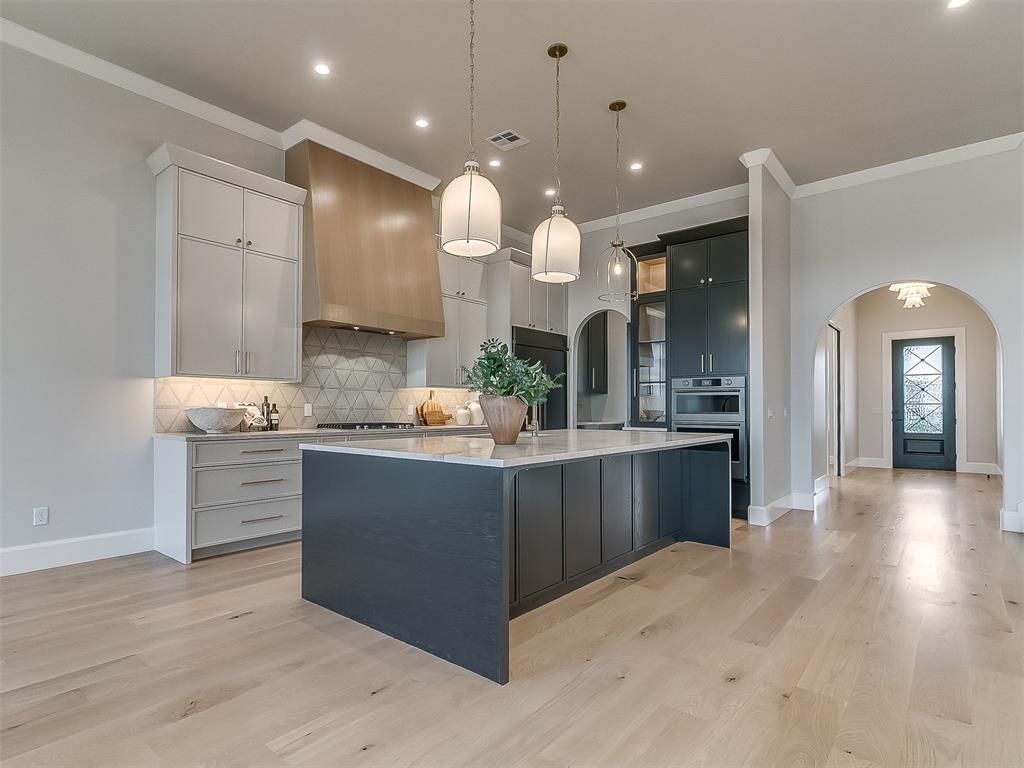 6305 NW 150th Terrace