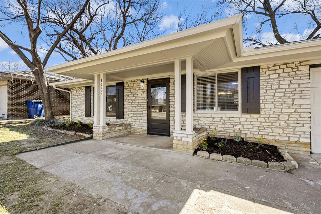 1732 Westchester Drive