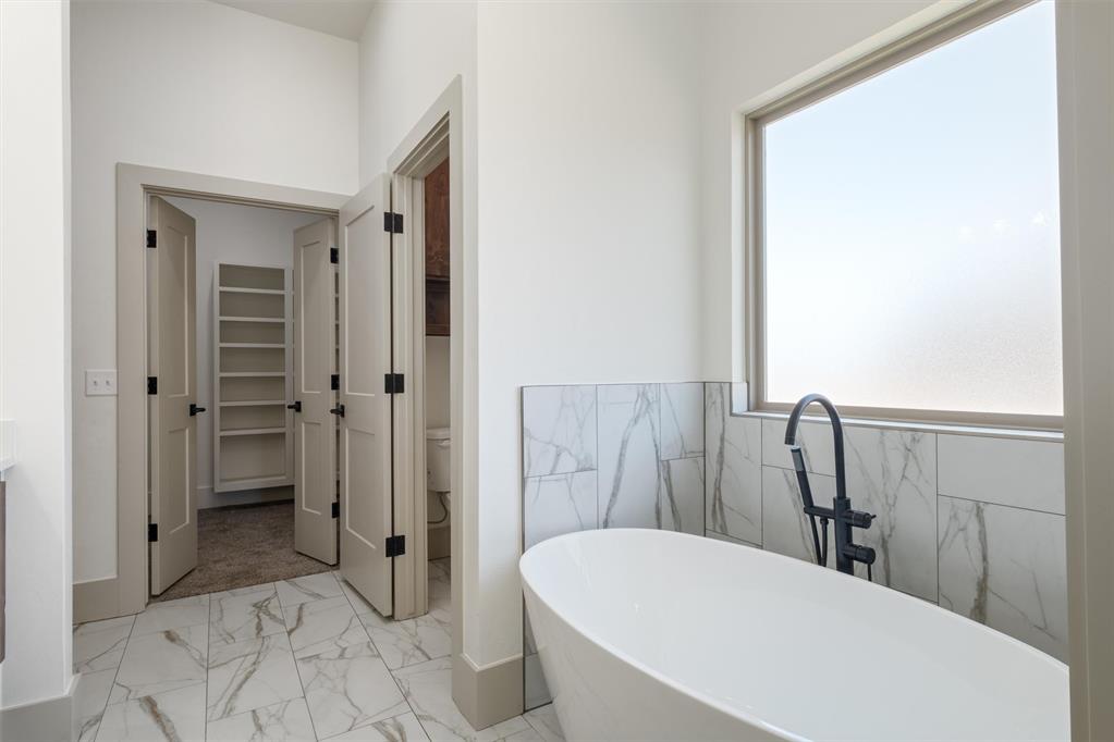 11709 NW 105th Street