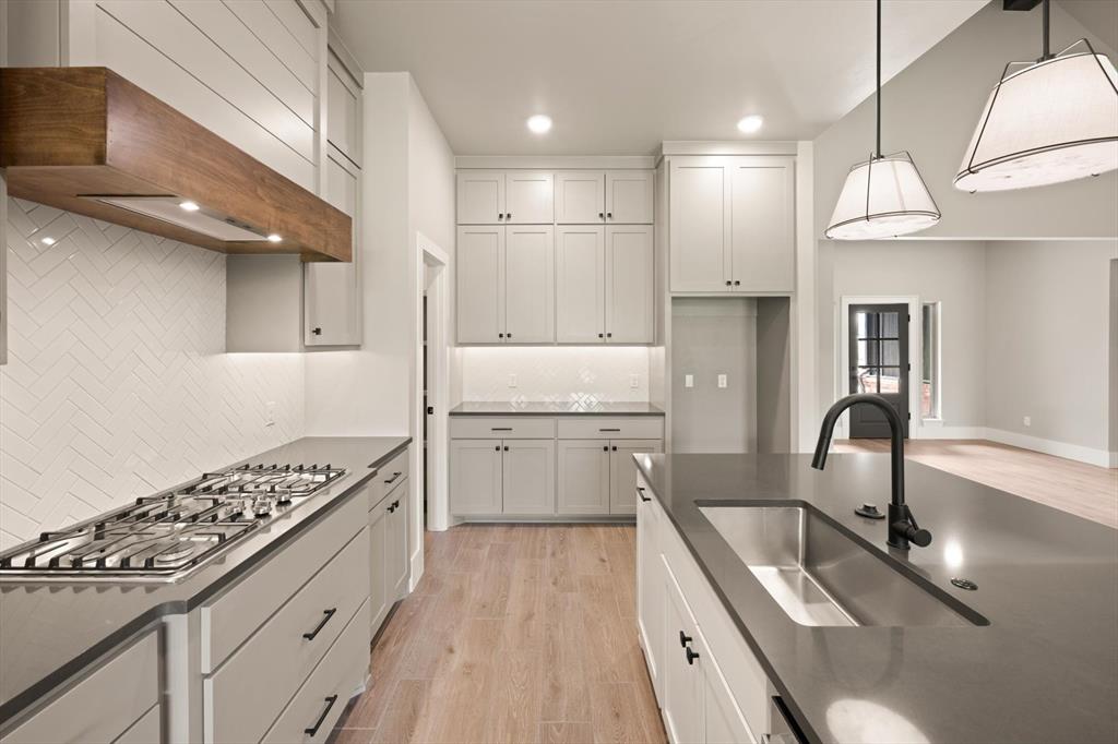 11709 NW 105th Street