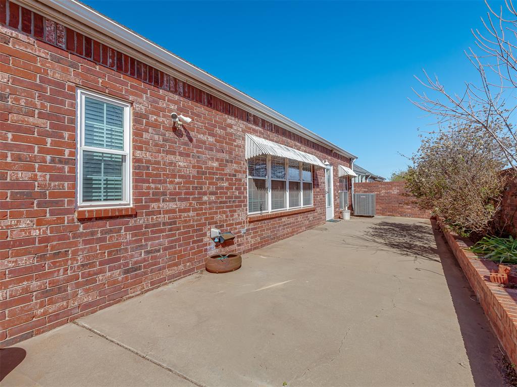 1205 Regency Court