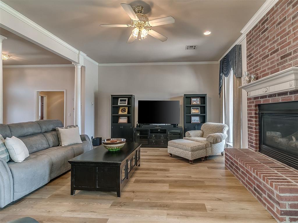 10200 Oak Park Drive