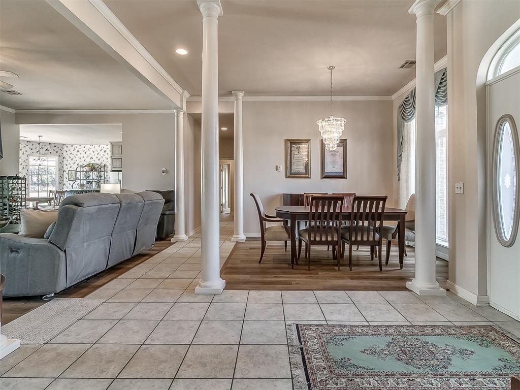 10200 Oak Park Drive