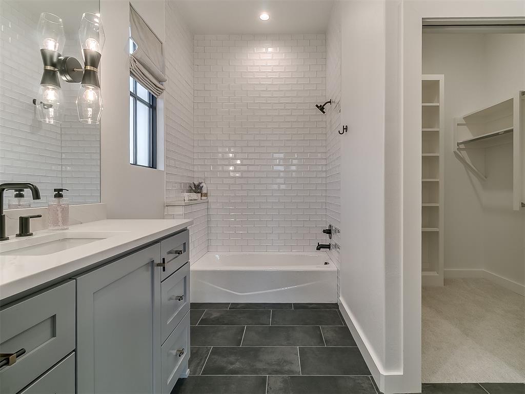 15024 Annecy Boulevard