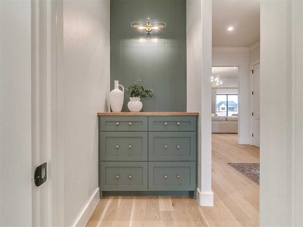 15024 Annecy Boulevard