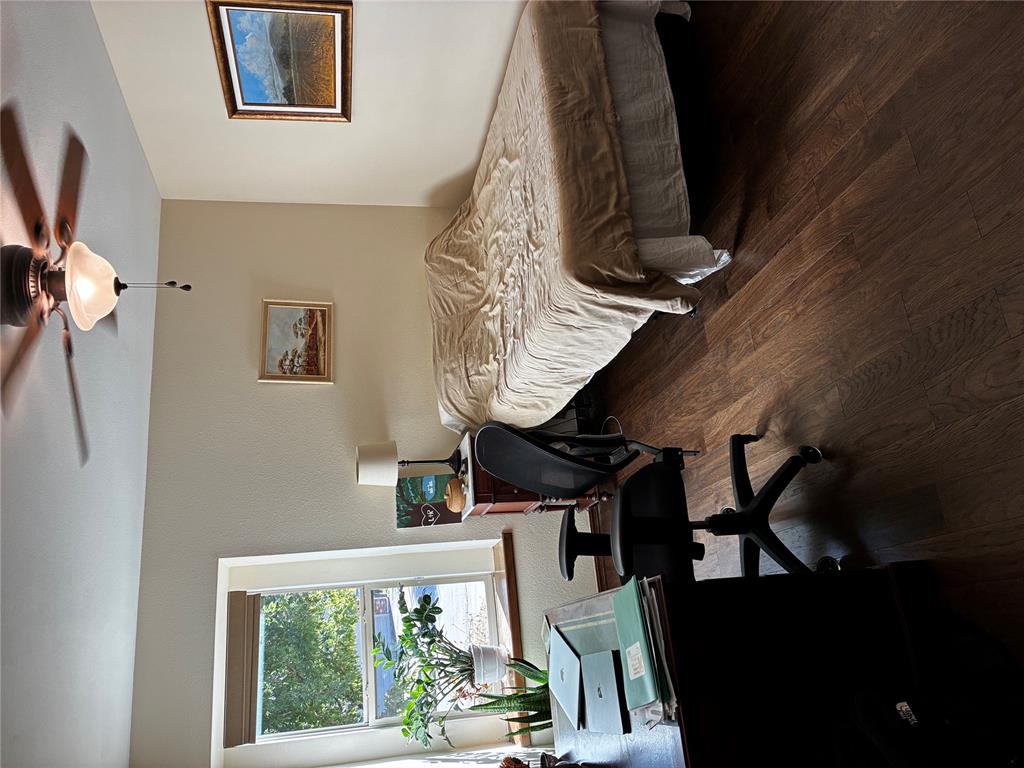 1301 Mockingbird Lane