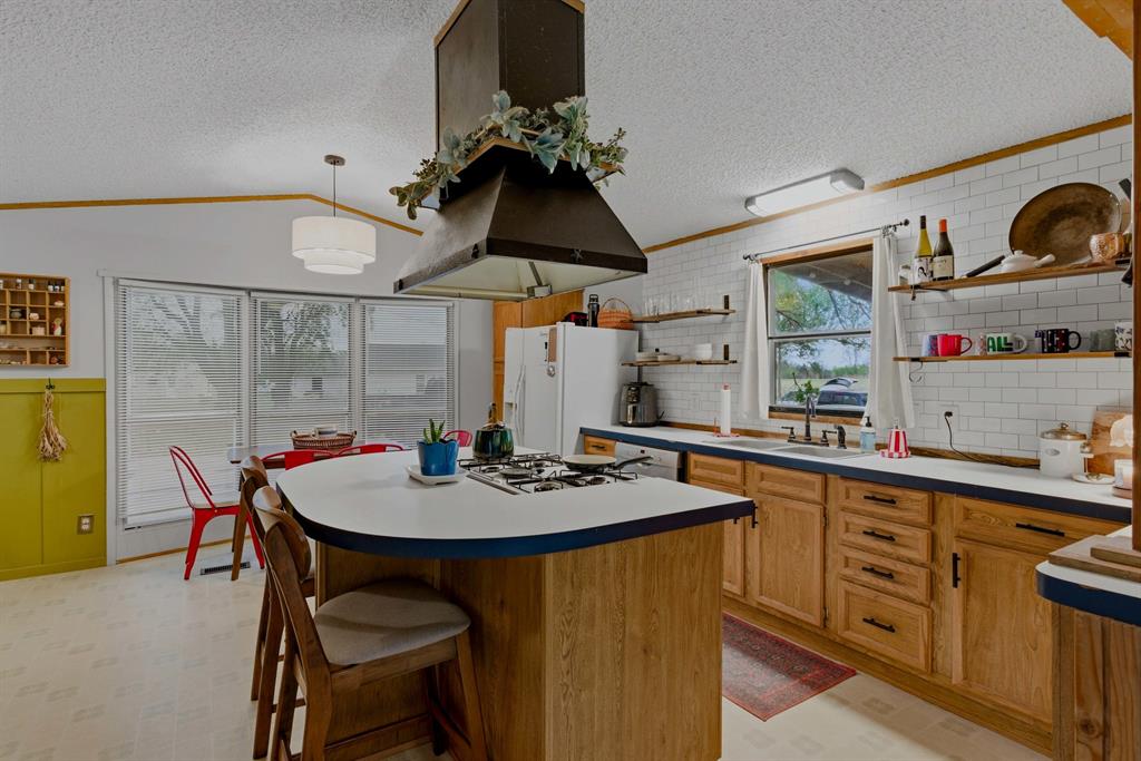 506 E Van Buren Street