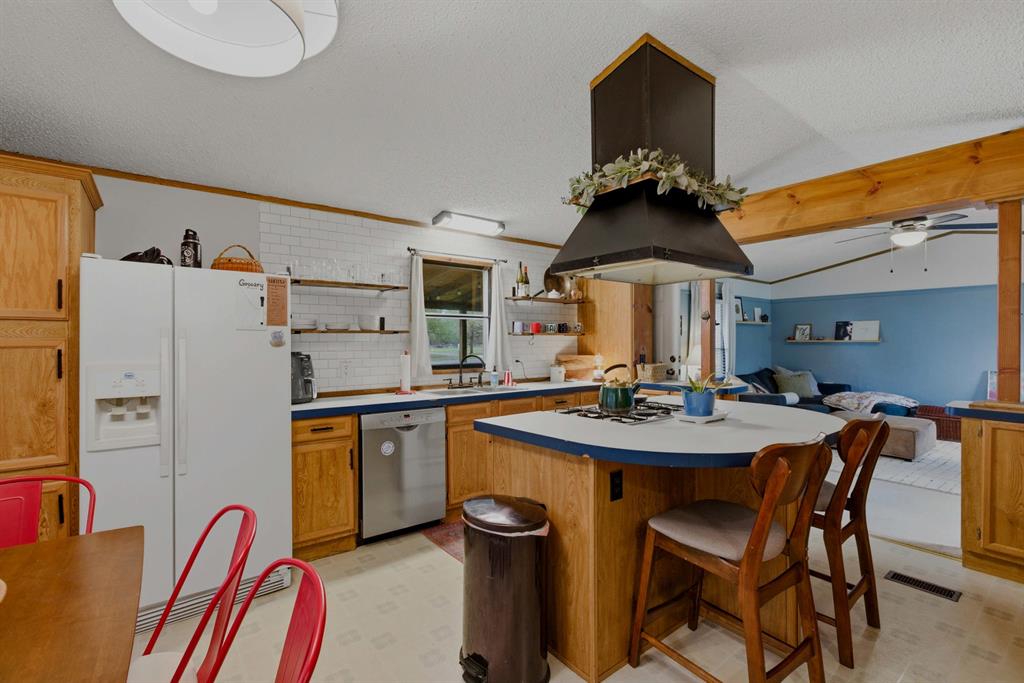 506 E Van Buren Street