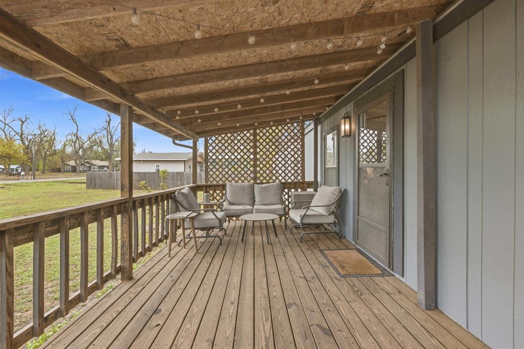 506 E Van Buren Street