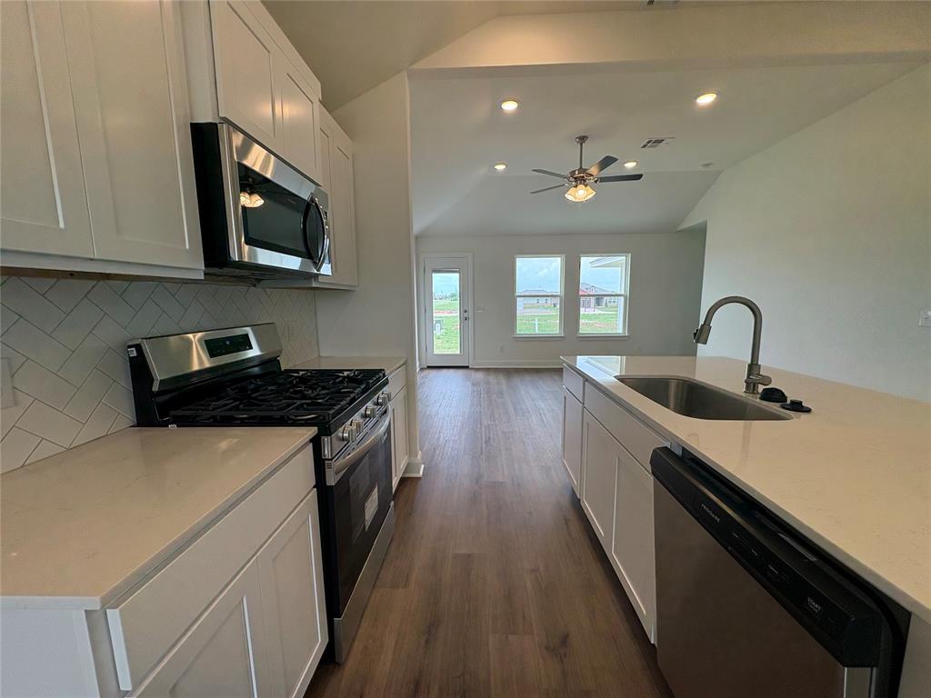 9109 Blackfork Lane