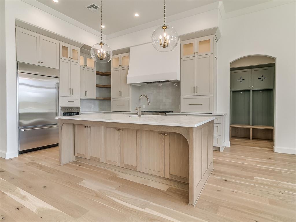 6100 NW 147TH Terrace