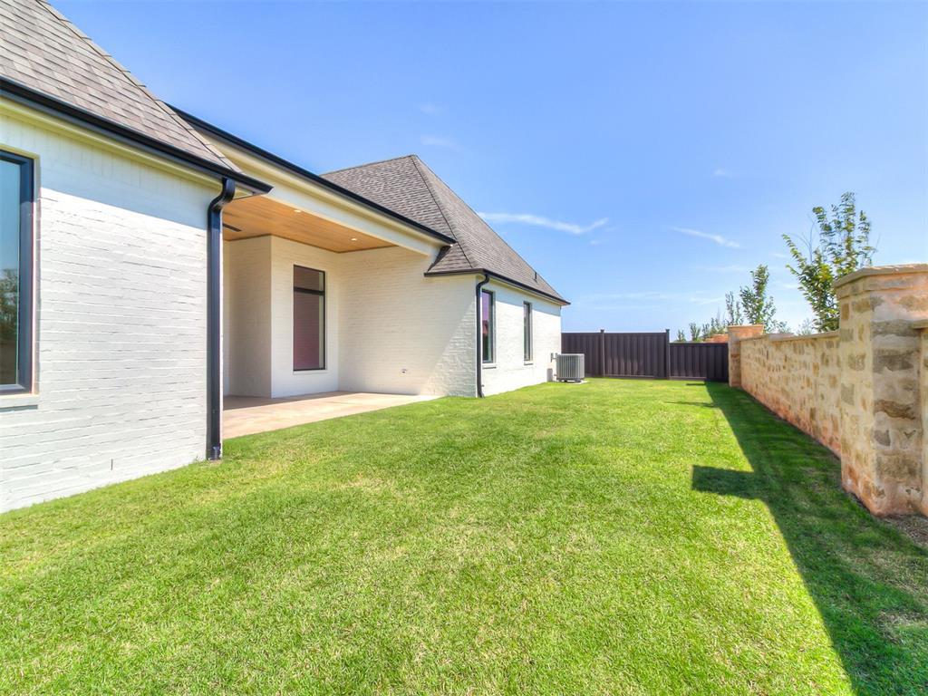 6100 NW 147TH Terrace