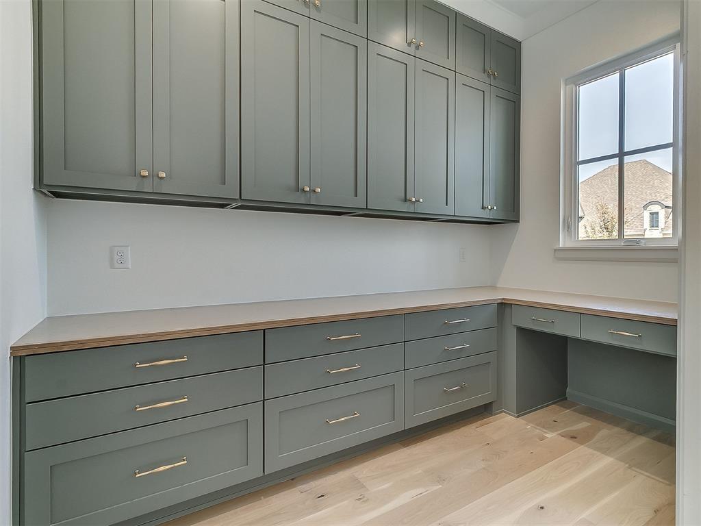 6100 NW 147TH Terrace