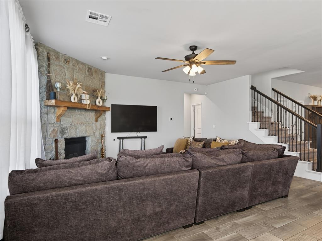 2501 Caden Court