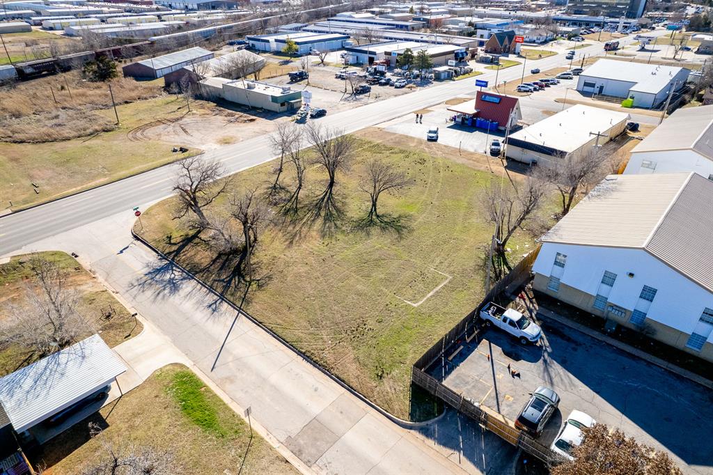 8315 N Western Avenue