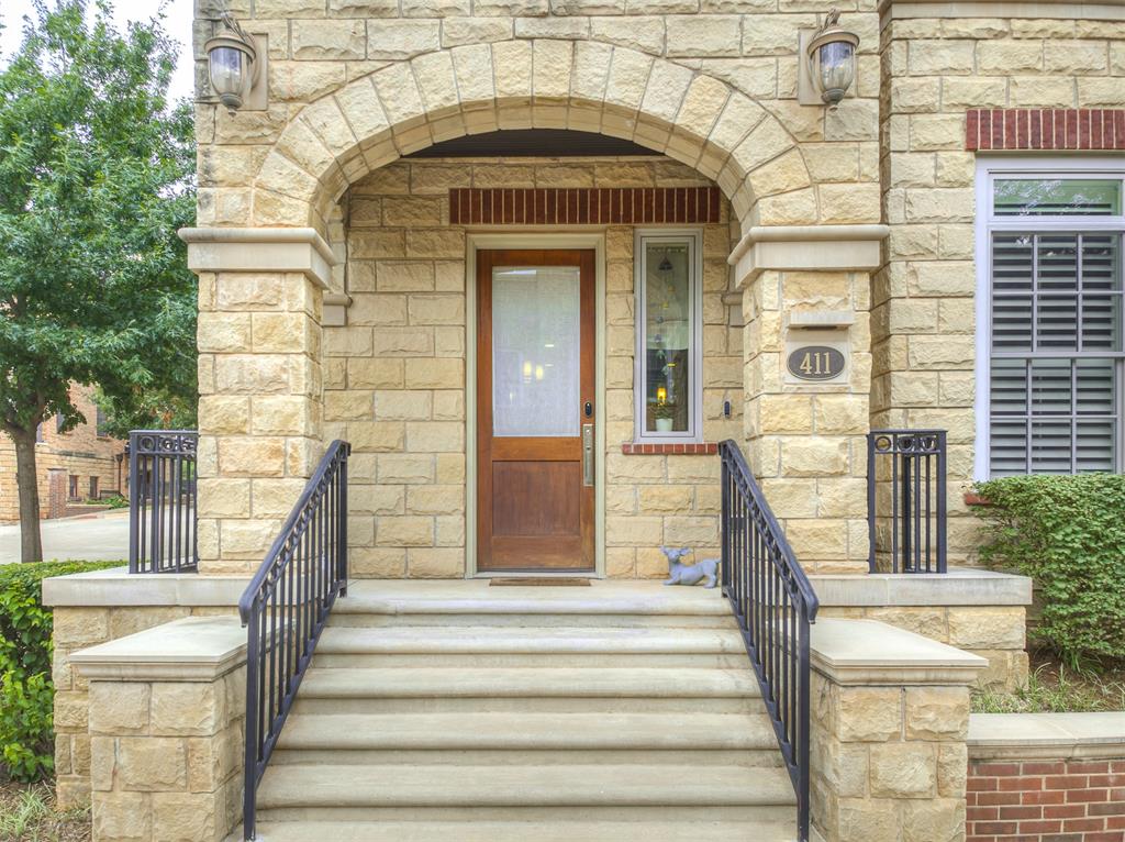 411 NE 1st Terrace