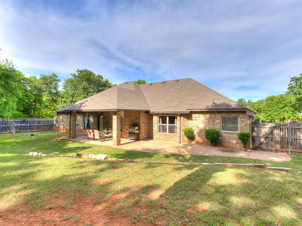 1595 Red River Circle