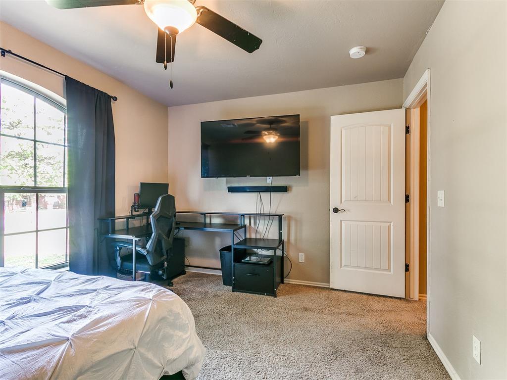 1595 Red River Circle