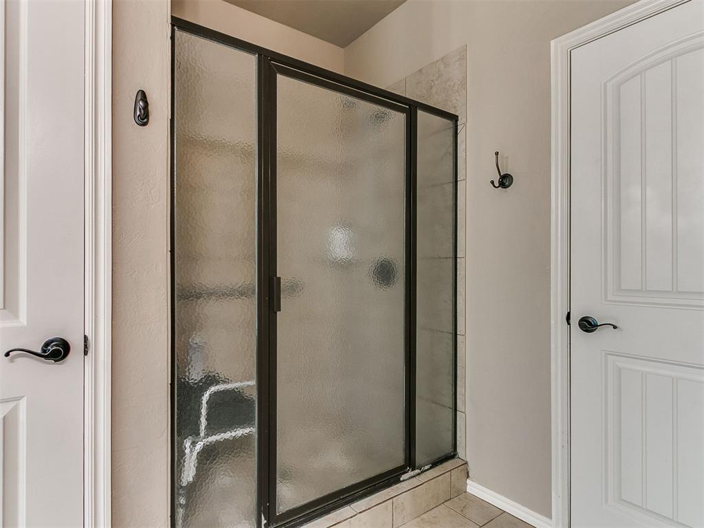 1595 Red River Circle