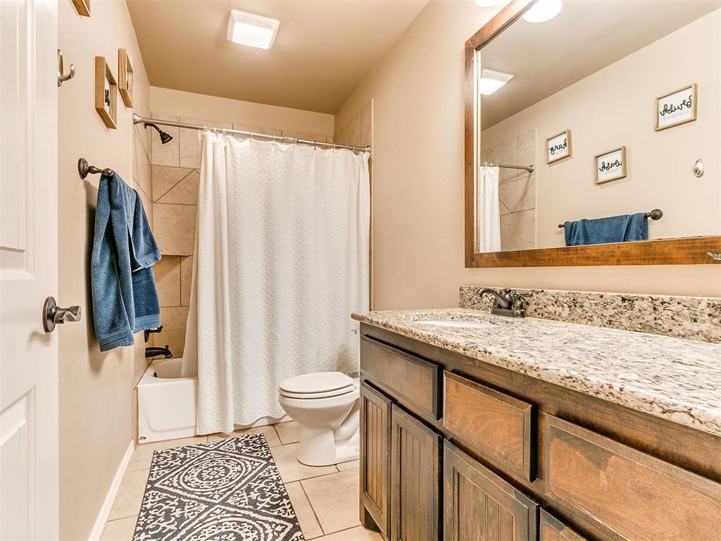 1595 Red River Circle